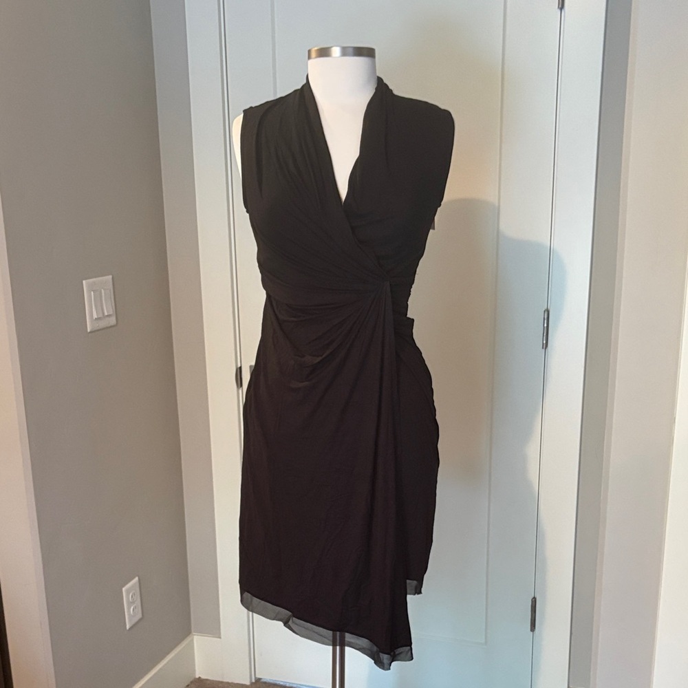Elie Tahari twist front jersey knit Black Sleeveless dress. NWT.